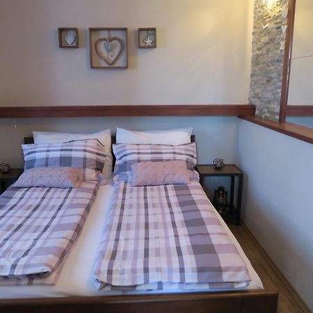 Apartments And Rooms Stefanac Slunj Luaran gambar