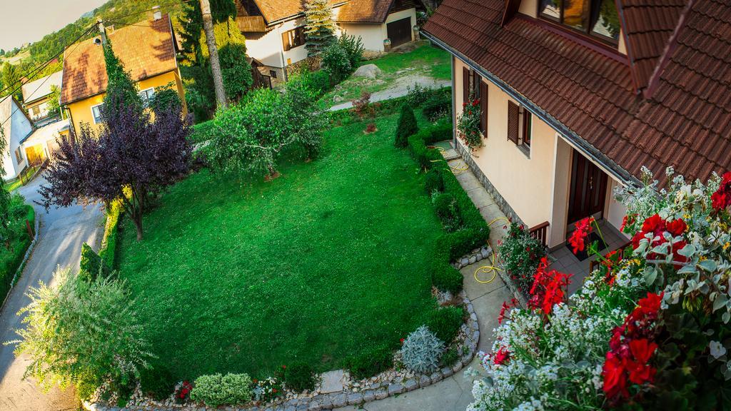 Apartments And Rooms Stefanac Slunj Luaran gambar