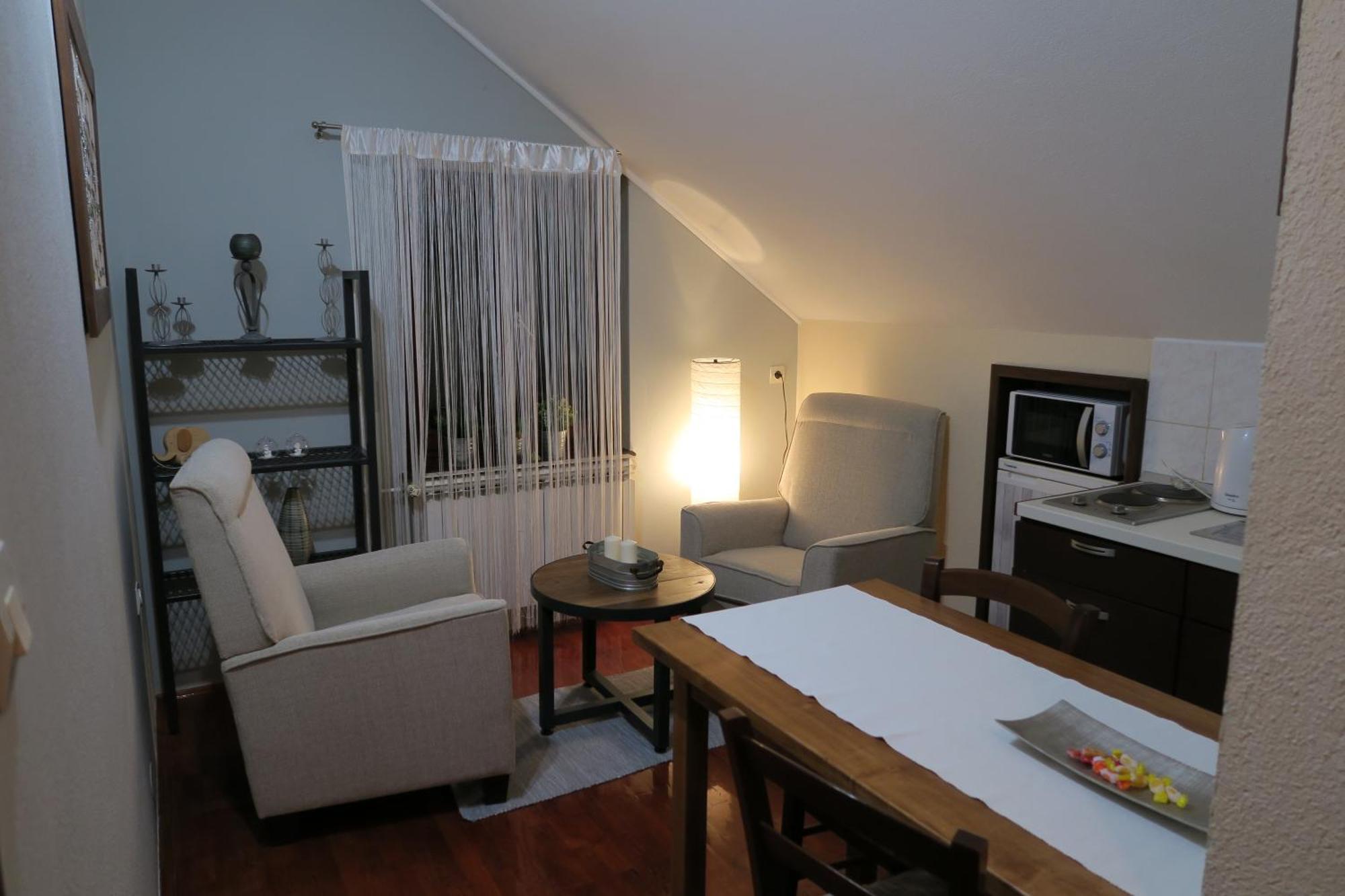 Apartments And Rooms Stefanac Slunj Luaran gambar