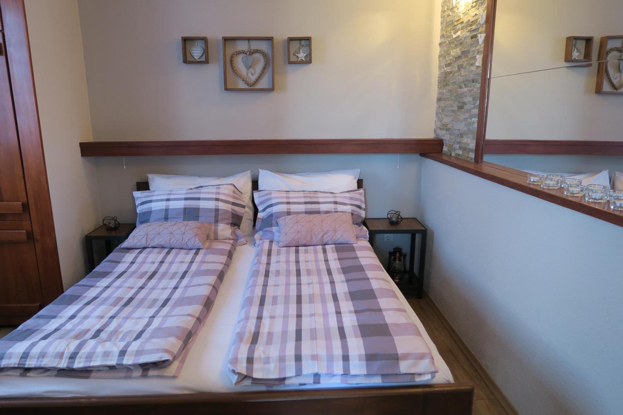 Apartments And Rooms Stefanac Slunj Luaran gambar