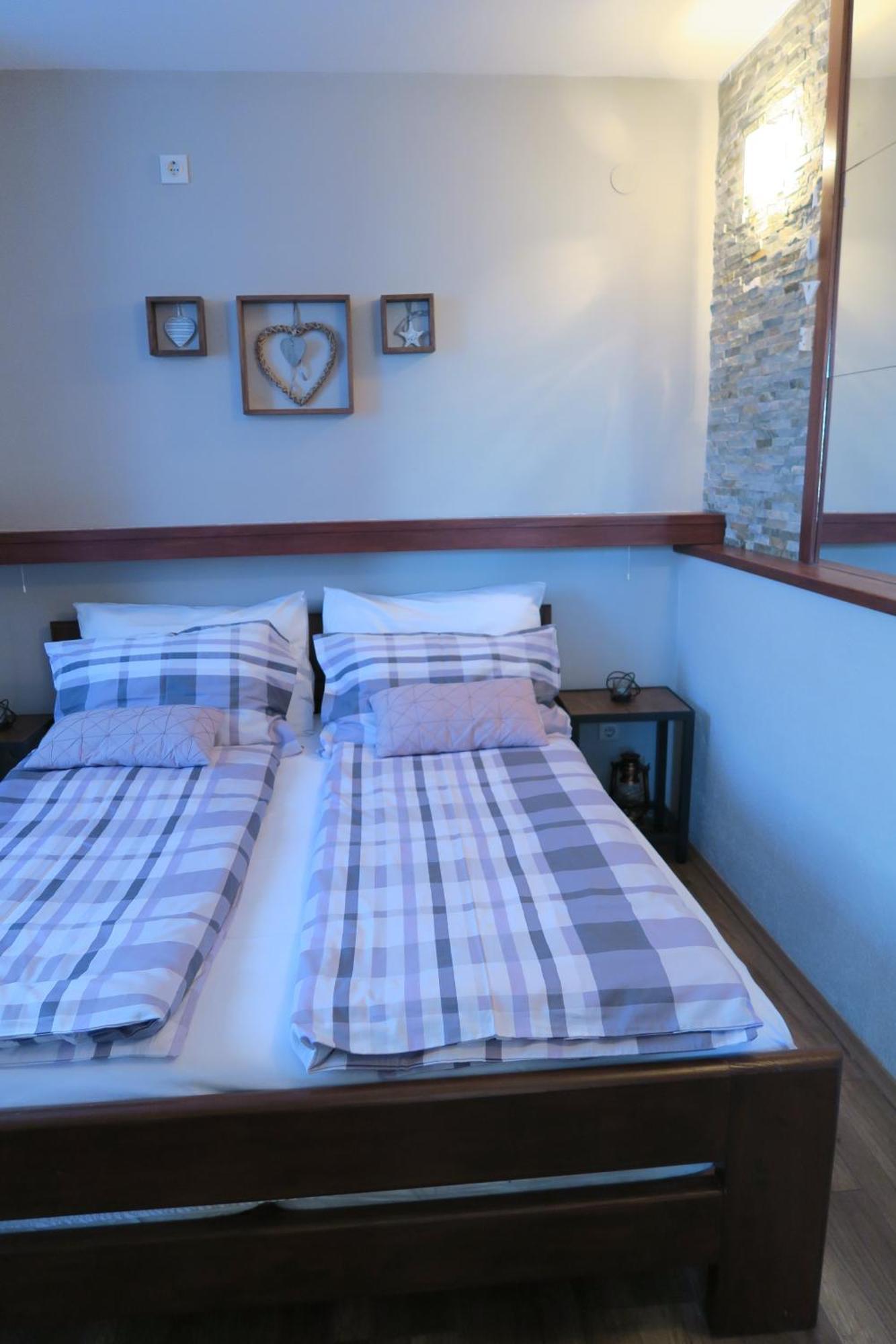 Apartments And Rooms Stefanac Slunj Luaran gambar