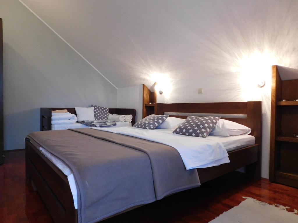 Apartments And Rooms Stefanac Slunj Luaran gambar