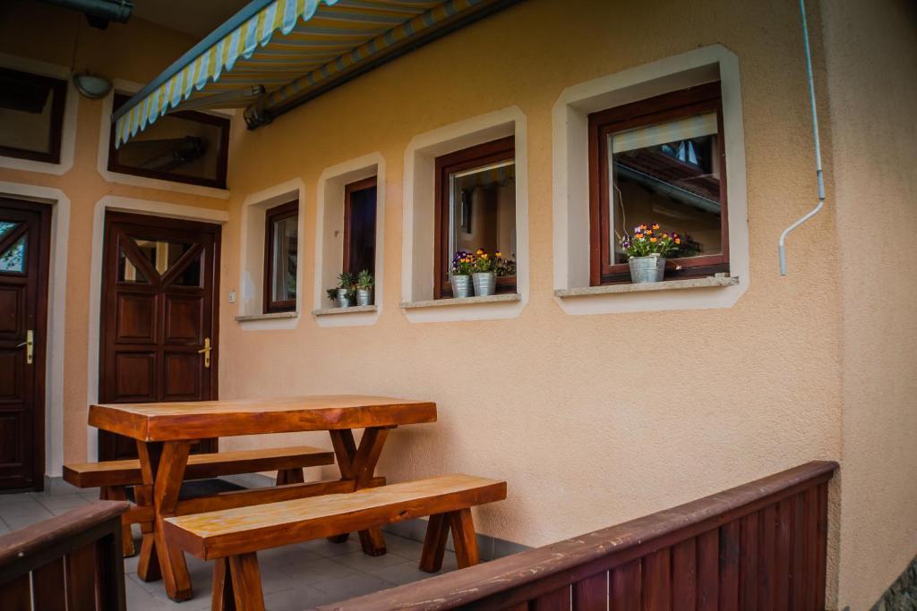 Apartments And Rooms Stefanac Slunj Bilik gambar