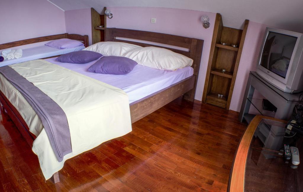 Apartments And Rooms Stefanac Slunj Luaran gambar